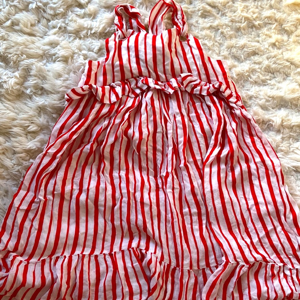 2-Dresses - Picture 4 of 6